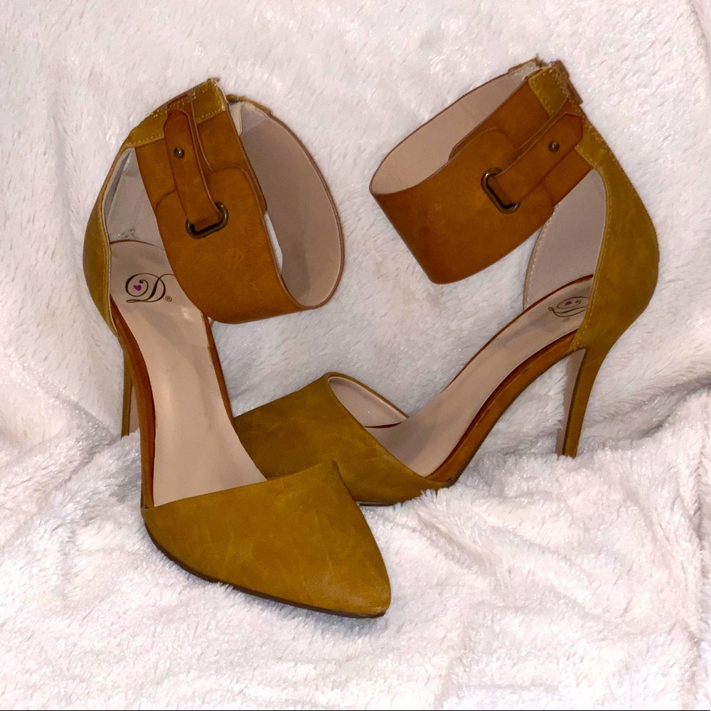 Classy Brown Heels